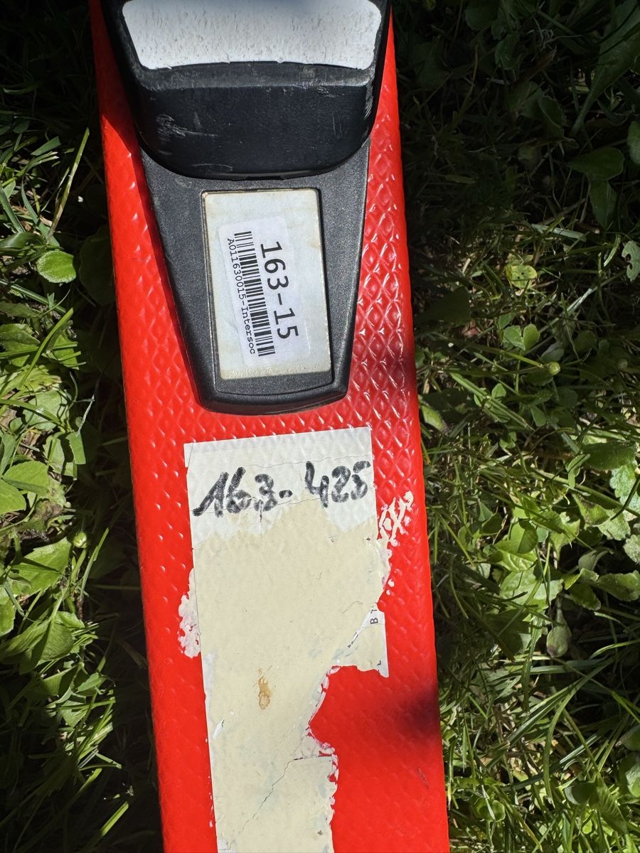 Head Sci: HEAD Peak Skis with Bindings - Ready for Winter Fun! – Usato da Paudex venduto da mrh_6wwk 7