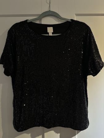 Neu! Schwarzes Paillettenshirt, ideal für die Party!