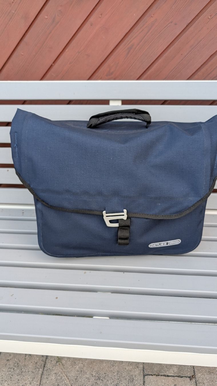 Ortlieb Sacs: Velotasche Ortlieb – D'occasion à Oberweningen par Cadillac2