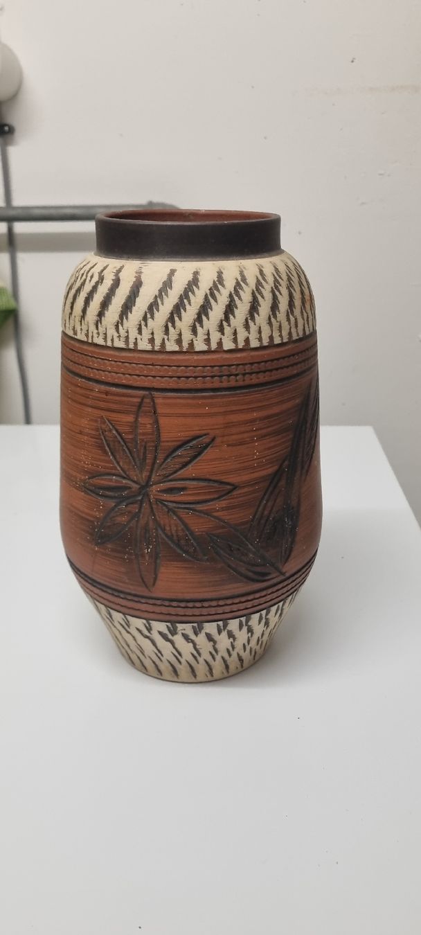 Alle Dekorationen: Vintage Keramik Bodenvase von Decora Ceramic – Gebraucht aus Moosseedorf von dfe_s5hz