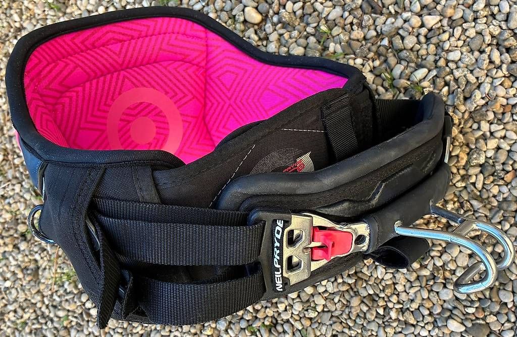 Sport dell'aria & Aquiloni: Harnais kite surf NEIL PRYDE EVO – Usato da Cologny venduto da Armande02 1