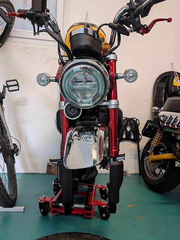 Strada: Toutes pièces Honda Monkey 125 – Difettoso da Corcelles-le-Jorat venduto da jmirand 2