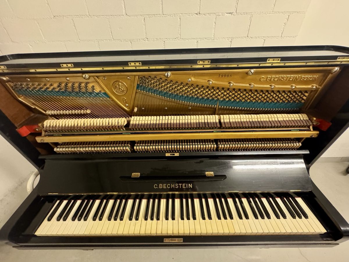 Strumenti musicali: C. Bechstein Klavier 129 cm, – Usato da Niederrohrdorf venduto da S.Hubar 3