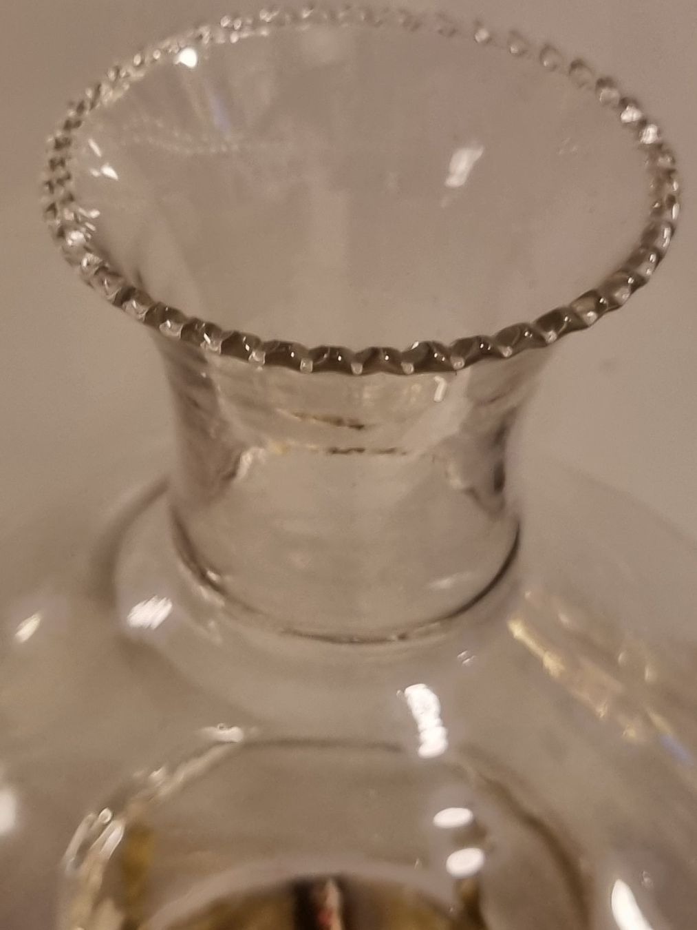 Lampen: Antike Petroleumlampe Glas Messing um 1900 – Gebraucht aus Scharnachtal von devin03 9