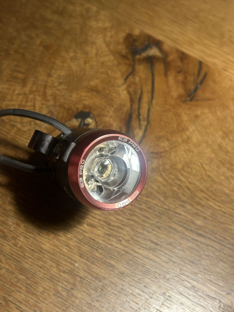 Supernova Pièces détachées: Supernova E3 Pro flackert – Défectueux à Güttingen par Wasser9 1