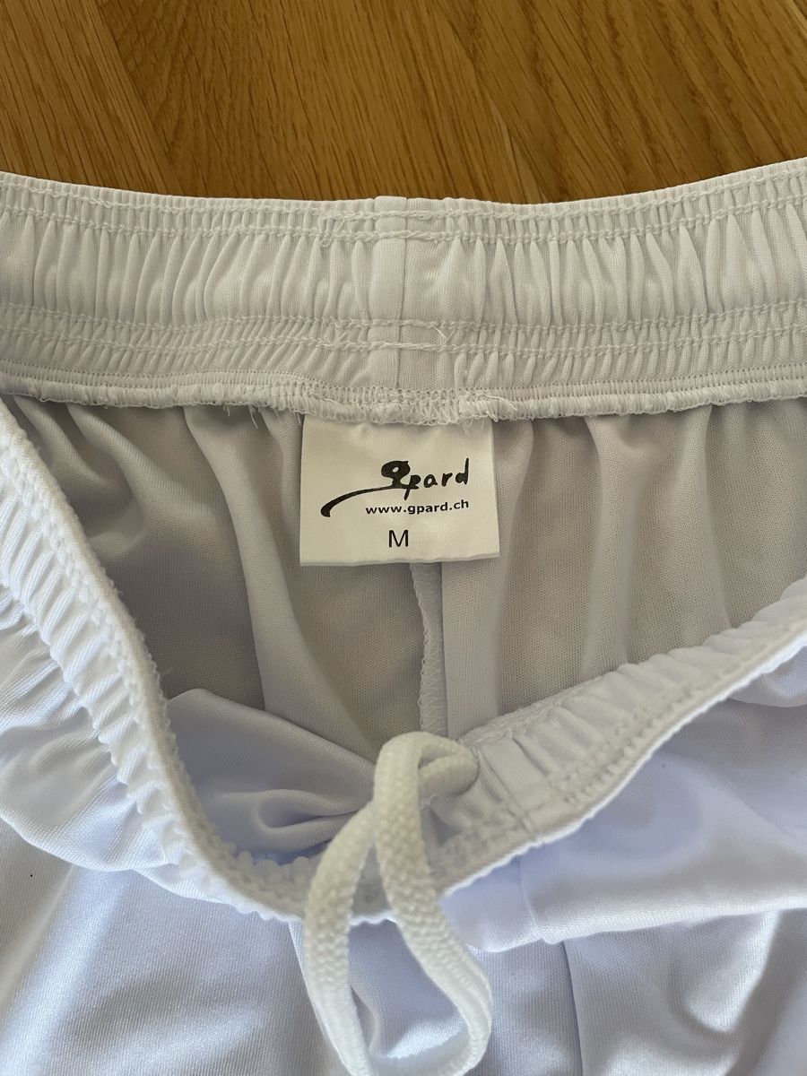 Pantaloni: Gpard Sport Shorts Weiss Grösse M – Usato da Lenzburg venduto da srunoraa_97 1