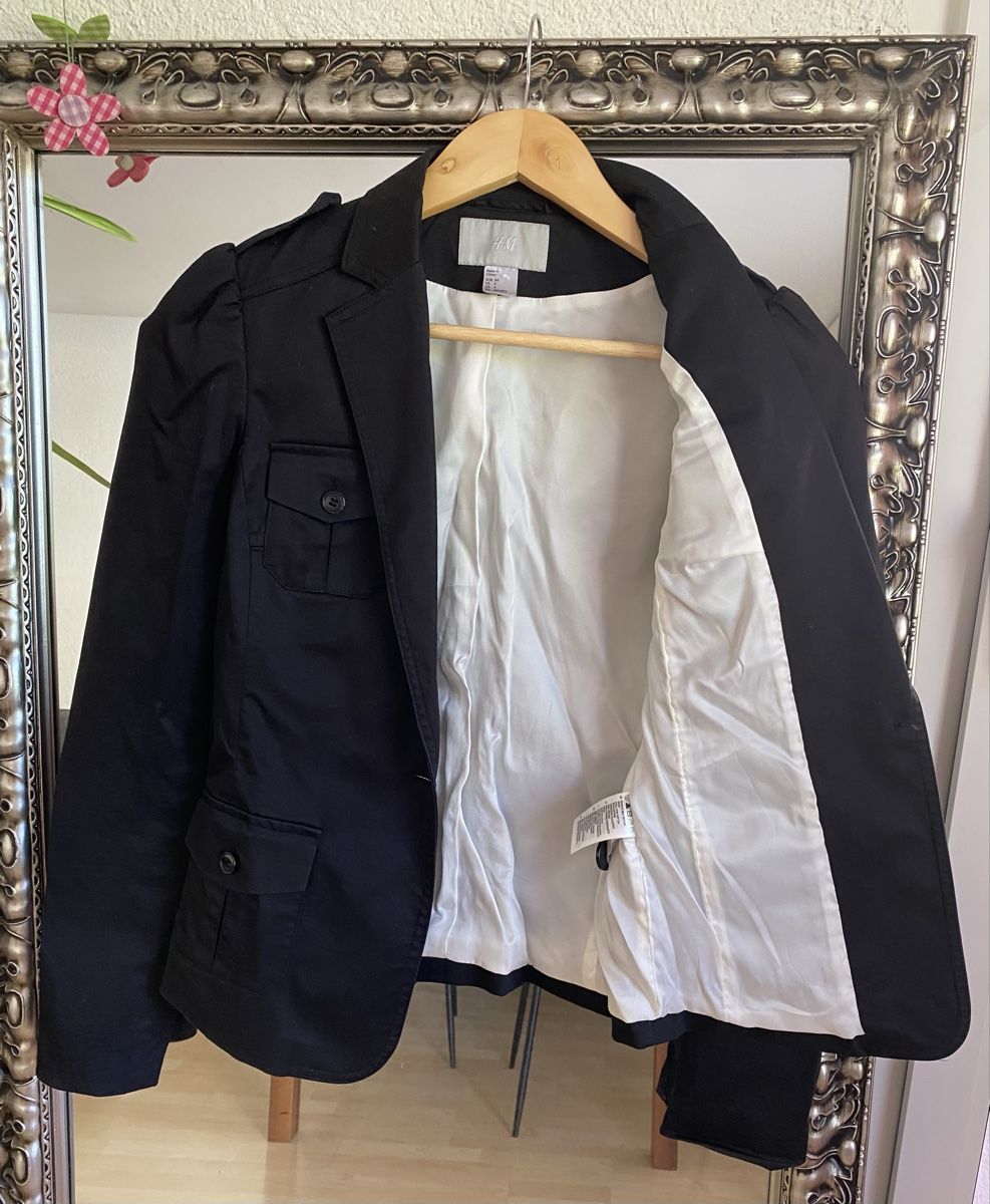 H&M Jacken: H&M Blazer, Gr.34, schwarz/ NEU – Neu (gemäss Beschreibung) aus Horw von ast_b5c6 1