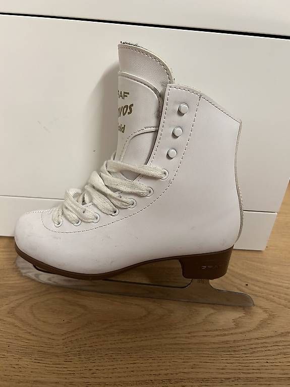 Patins à glace: Schlittschuhe – D'occasion à Muri b. Bern par brinae 2