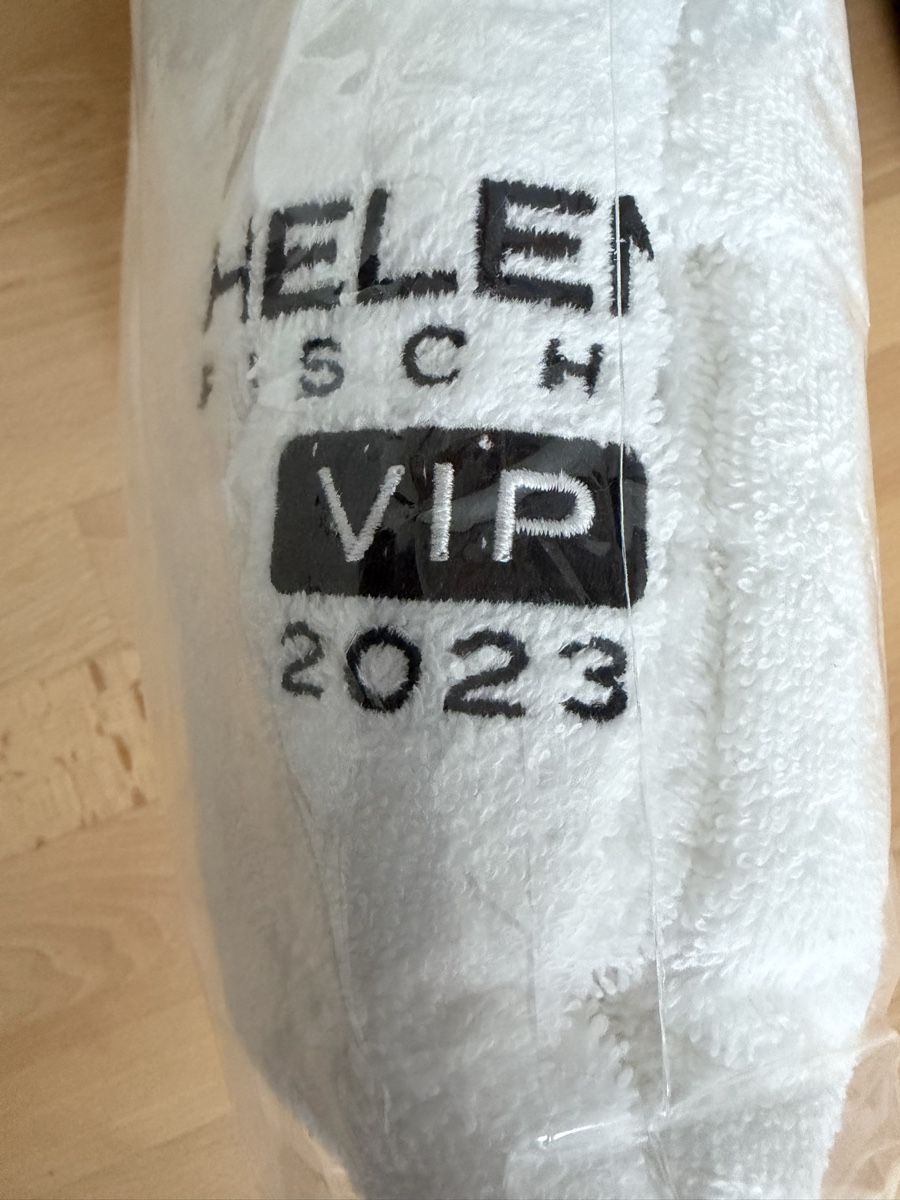Peignoirs: Bademantel Helene Fischer – Neuf avec emballage d'origine à Neftenbach par Ninaa007 1
