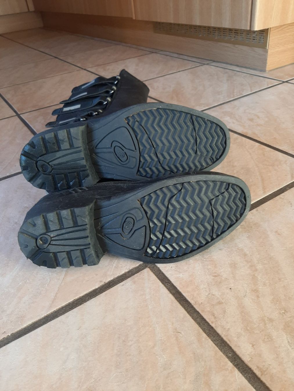 Schuhe für Mädchen: Reitstiefel Winter – Gebraucht aus Enggistein von Pingu0110 1