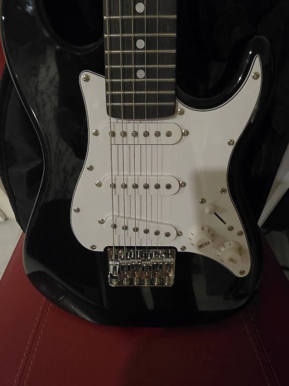 Musikinstrumente: Harley Benton ST-Junior – Gebraucht aus Menziken von Nazli27 3