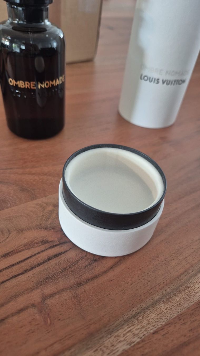 Louis Vuitton Profumi & Eau de Toilette: Parfumprobe | Louis Vuitton Ombre Nomade 2ml – Usato da Bassersdorf venduto da ScentVibes 3