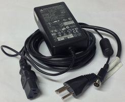 Delta ADP-50XB AC Adapter 12V 4,16A 50W Netzteil extern 4pol