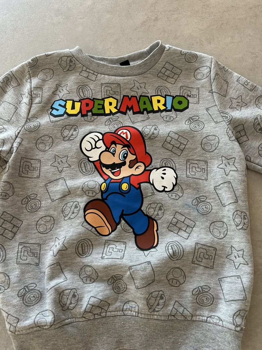 Maglioni & Felpe: Pullover von Super Mario Grösse.116 in Gutem Zustand – Usato da Lengnau BE venduto da M.Laib 1