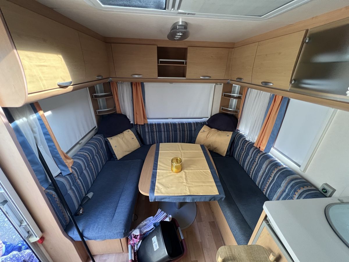 Knaus Veicoli da campeggio: Wohnwagen, Camping,  – Usato da Oberhallau venduto da Mf5450 1