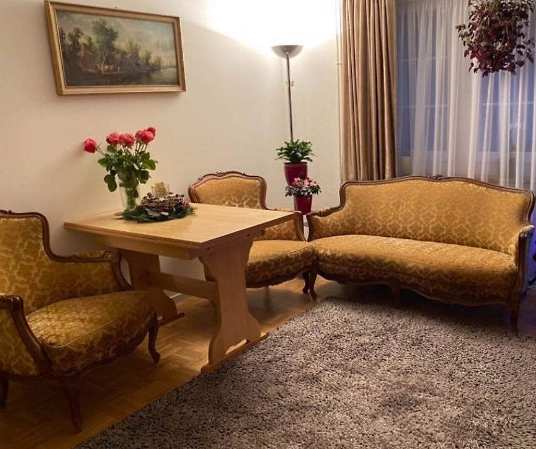 Divani:  Antik Louis 15 Garnitur , Sofa Und 2 Sessel  – Usato da Uster venduto da avx_8qk7