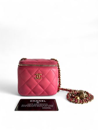 CHANEL Pearl Crush Mini Vanity Case With Chain Tasche