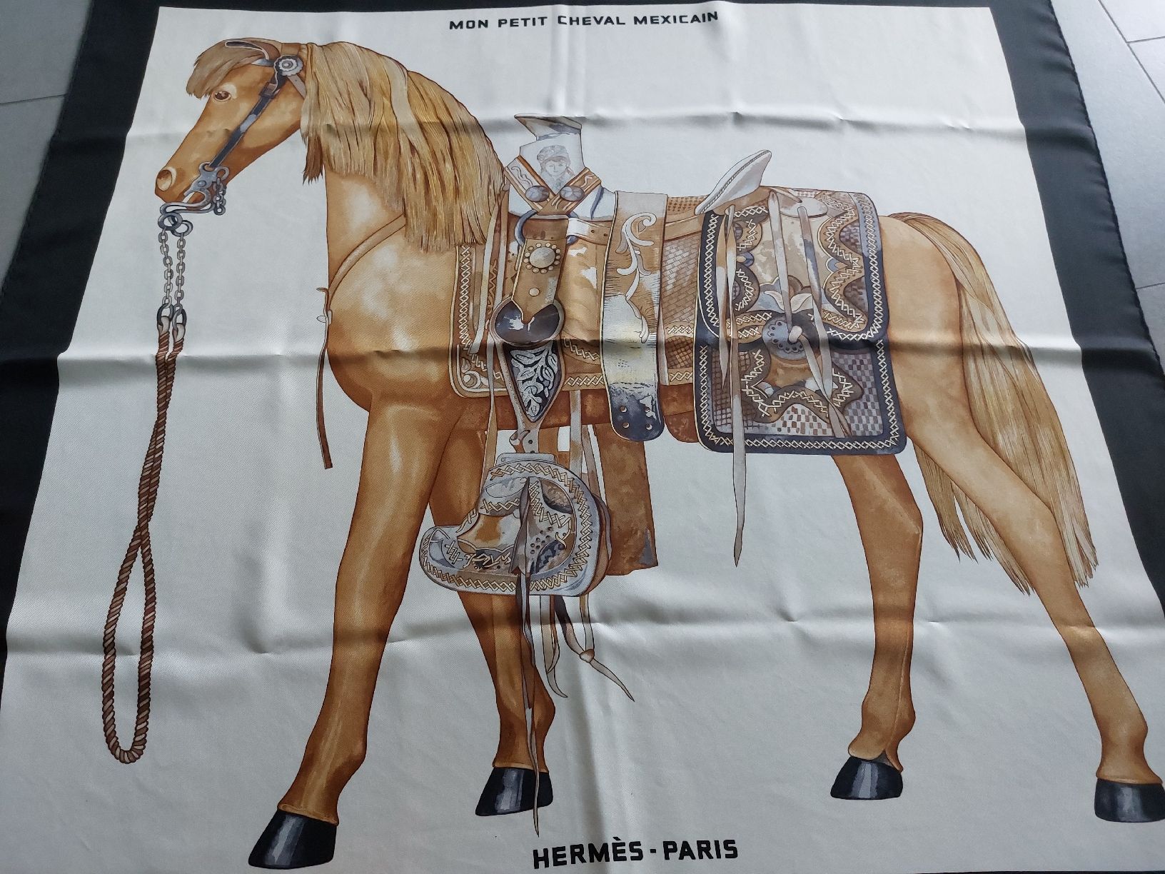 Hermès Foulard & Sciarpe: Hermès Foulard Seide 90 – Usato da Uerikon venduto da AnnaL 2