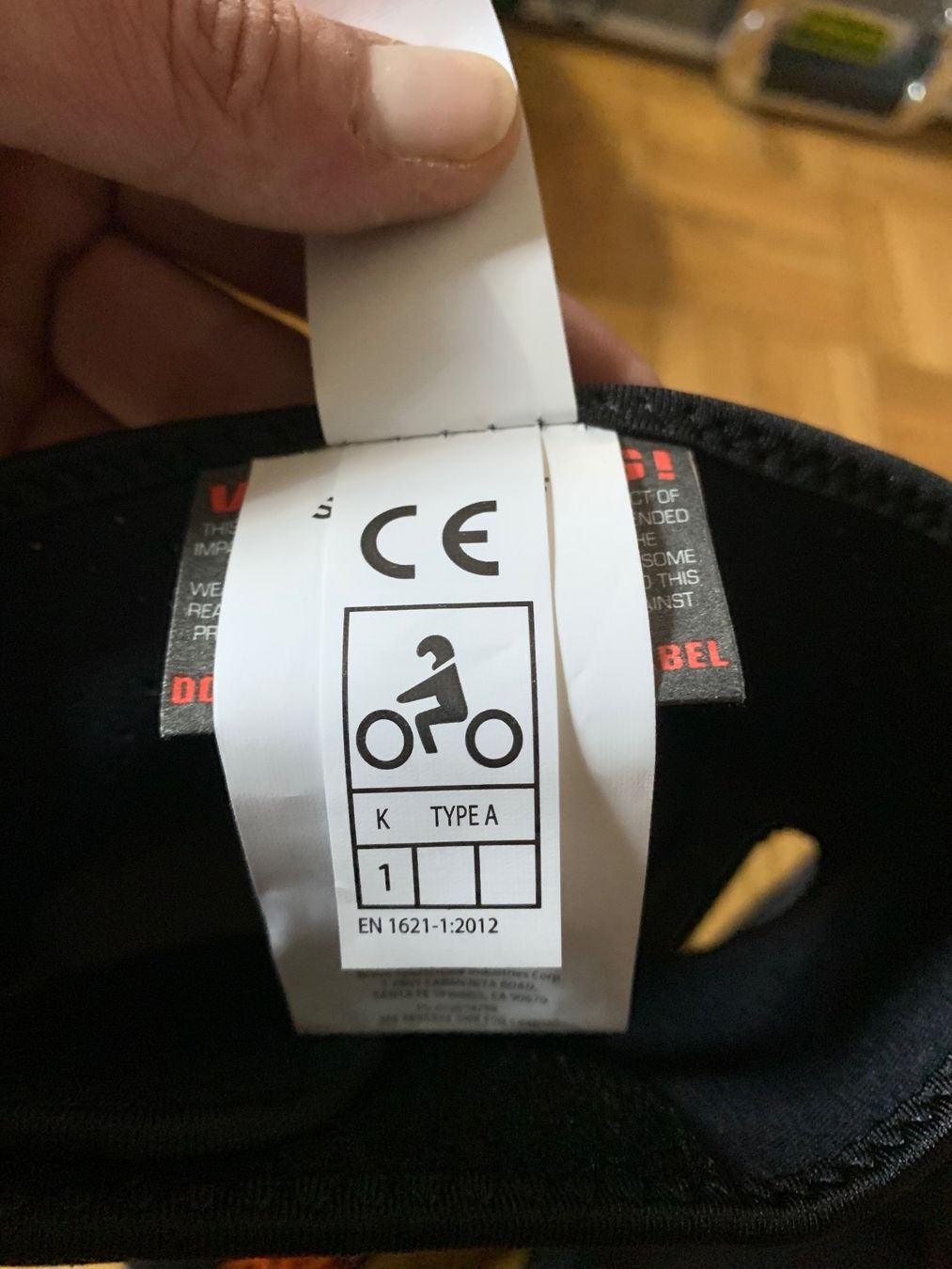Schutz & Schoner: Six sixone Knieprotektoren M Neu – Neu (gemäss Beschreibung) aus Rorbas von SimS0n 3