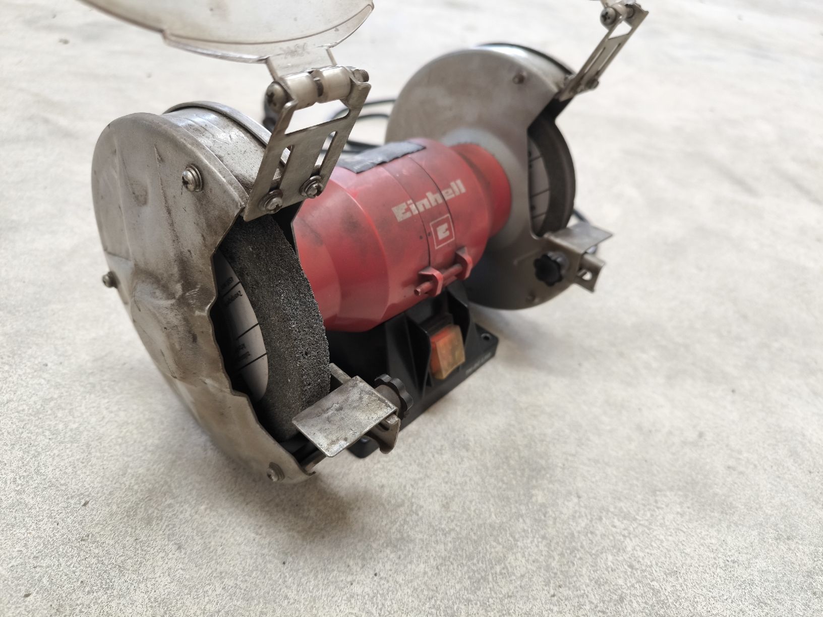 Einhell Smerigliatrici & Lucidatrici: Einhell Schleifmaschine 220V Schleifbock – Usato da Geiss venduto da Fiatagri_power 3