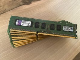11×4 GB Kingston DDR3-1333 RAM