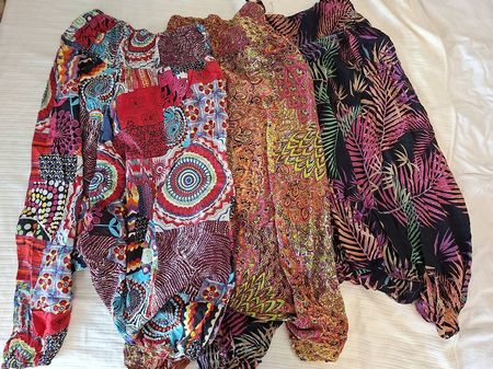 Coline Boho-Paket  3 Haremshosen + 1 Sommerkleid
