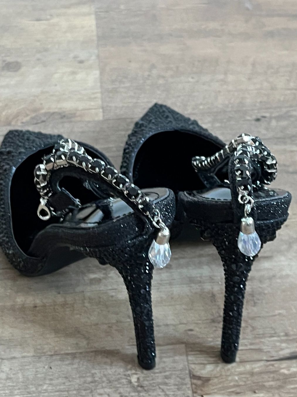 Damenschuhe: Mega hübsche Pumps, Gr. 41 – Gebraucht aus Altendorf von Beauty_Girl83 2