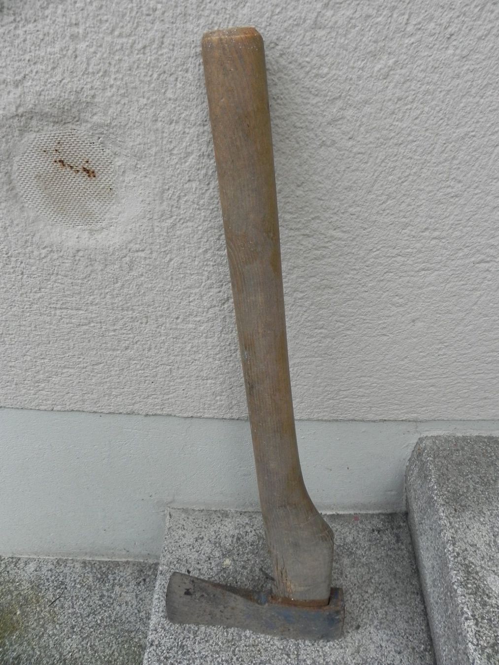 Tutti gli attrezzi: Holzbeil Beil 5 – Usato da Winterthur venduto da Retan0
