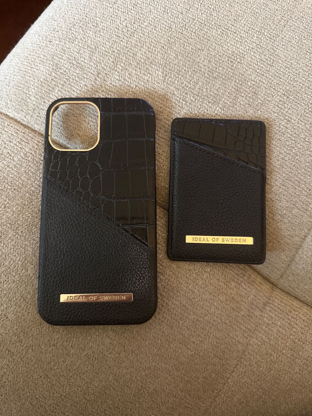 iDeal of Sweden Covers & Schutzfolien: Iphone 12 Ideal of Sweden – Gebraucht aus Ermatingen von Alina.W