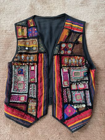 Antike, mittelgrosse ethno Veste, evtl Afghanisch/ Indisch