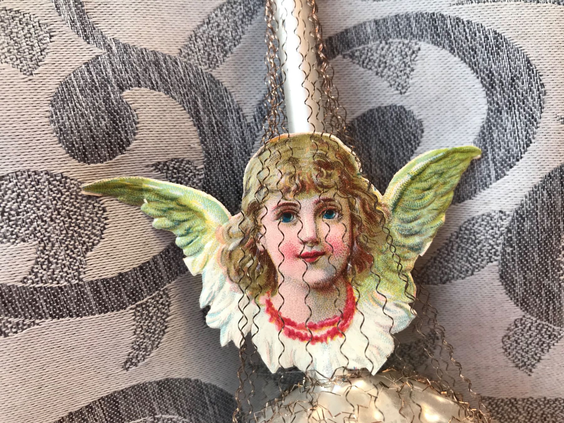 Tutte le decorazioni: alter Christbaumschmuck mit Engelsoblate – Usato da Alpnach Dorf venduto da marvo 1