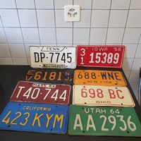 Alte US-Nummernschilder, div. Staaten,