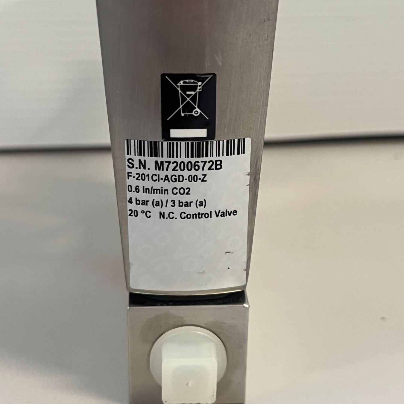 Accessori da laboratorio: Bronkhorst Mass Flow Controller F201 CI-AGD-00-Z – Usato da Niederdorf venduto da LeptonAG_Labor 1