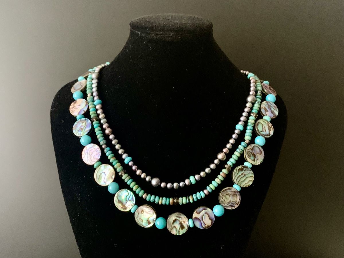 Catenine: Türkis & Edelstein Halskette mit Sterling Silber – Nuovo e nell'imballaggio originale da Rüschlikon venduto da ThereseJewelryDesign