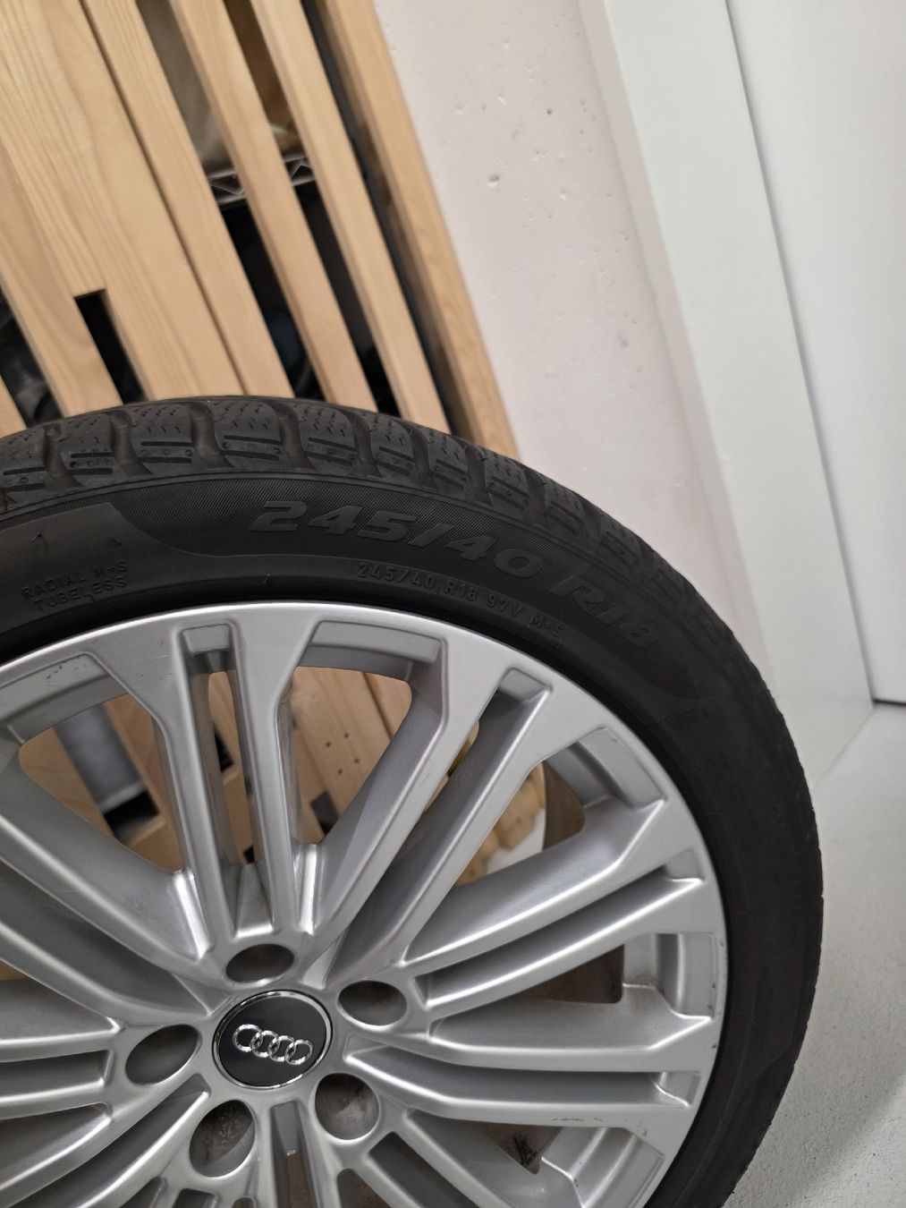Pneus & Kompletträder: Original Audi kompletträder – Gebraucht aus Kriens von A.I.V 7
