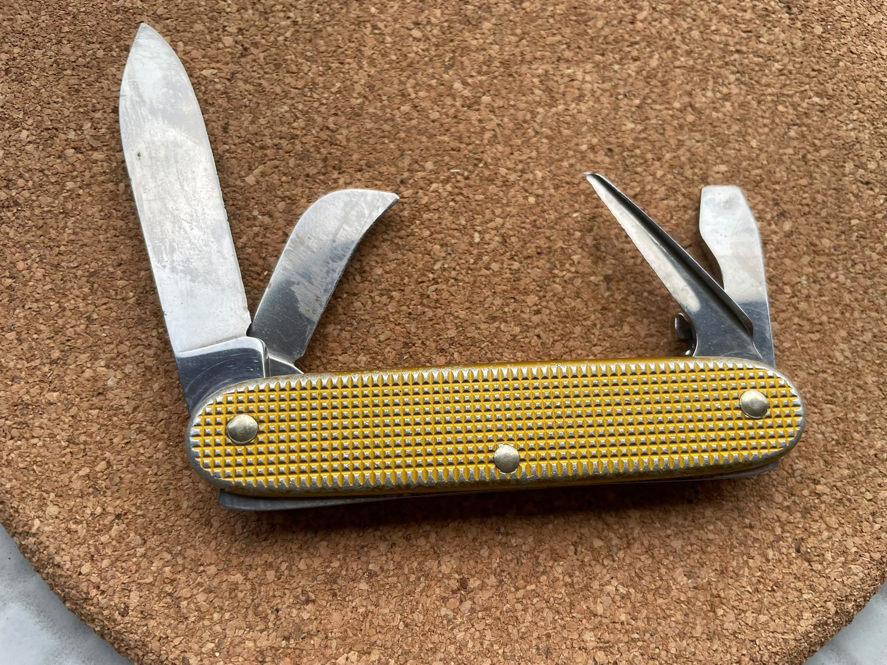 Victorinox Taschenmesser: Victorinox Taschenmesser  – Gebraucht aus Oppligen von can_rf8g 1