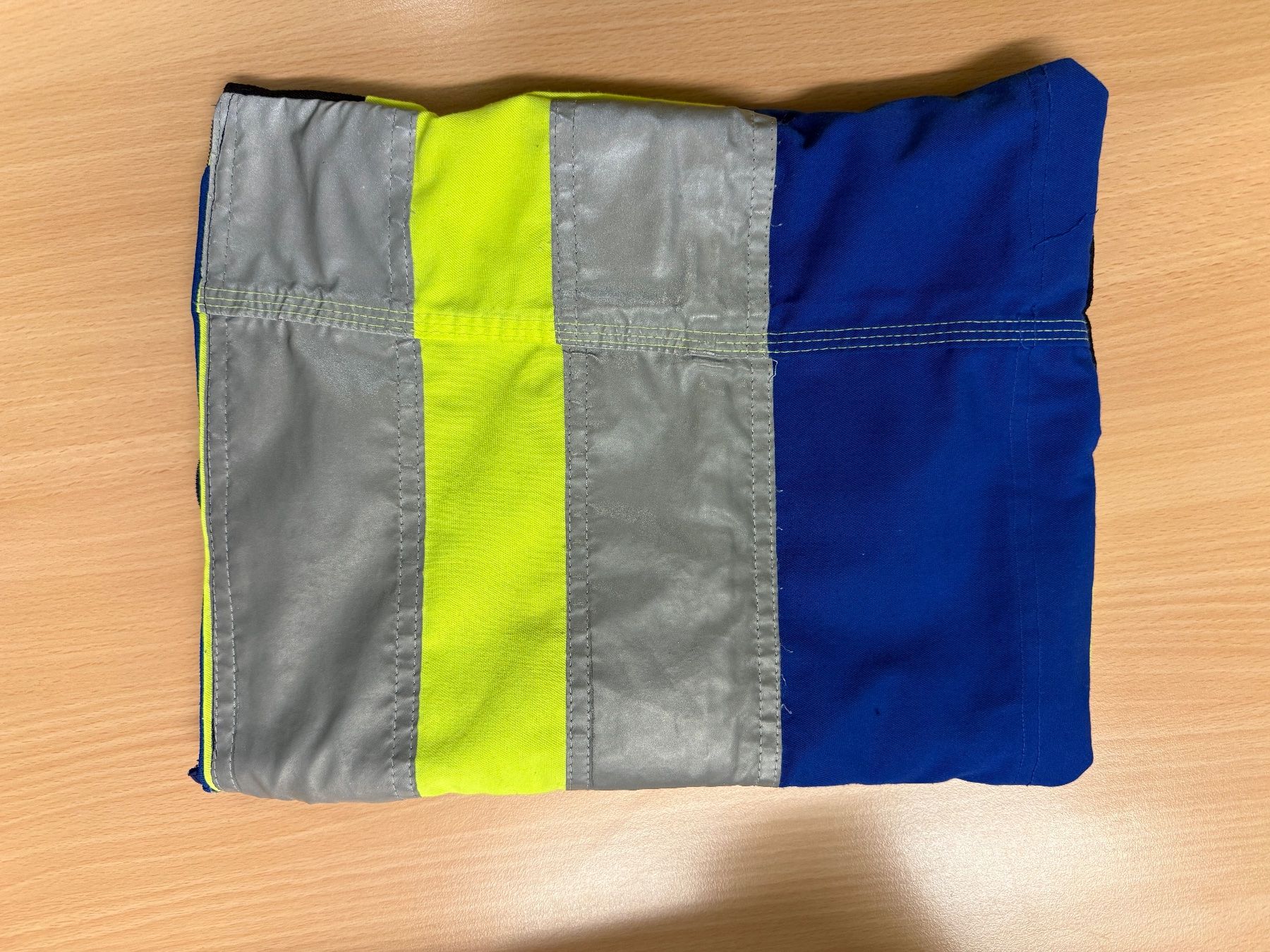 Valigie & Borse: echtes Upcycling Rettungsdienst – Nuovo e nell'imballaggio originale da Pagig venduto da Erismann 4