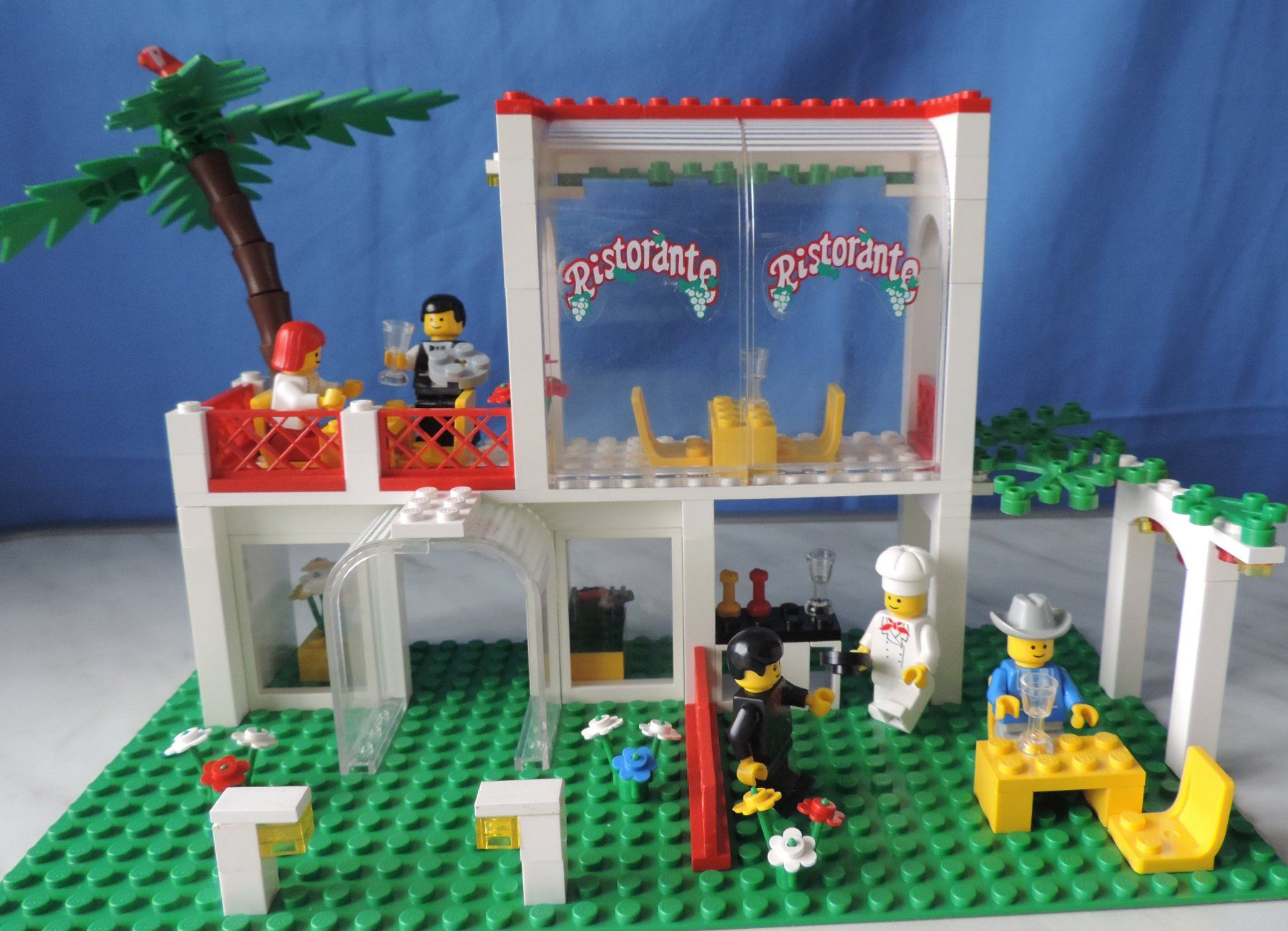 Lego Giocattoli: Breezeway Cafe, Set 6376 (1990) – Usato da Burgdorf venduto da ursla50