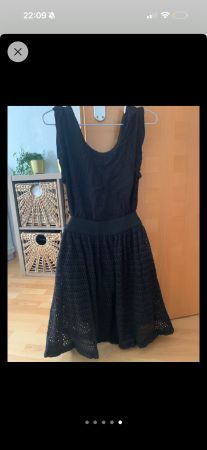 Sandro Kleid Schwarz 2