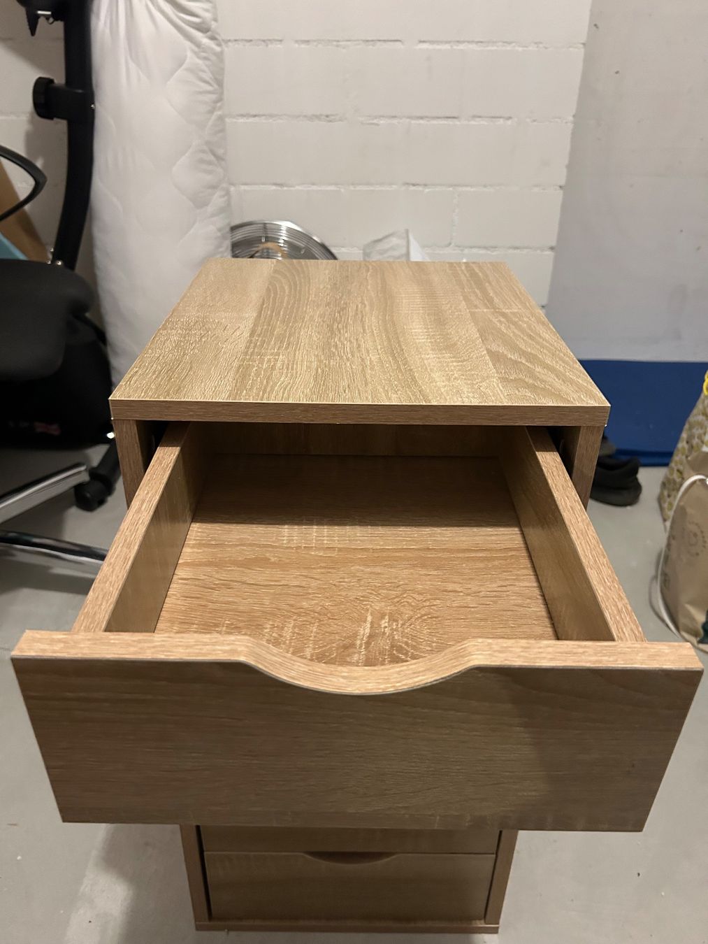 Eléments de bureau: Rollcontainer Eichenoptik – D'occasion à Dietikon par Pmoebi 2