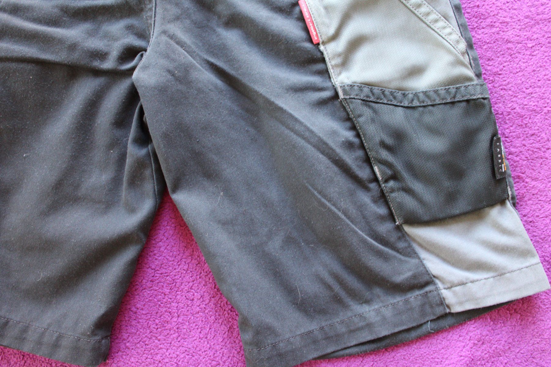 Engelbert Strauss Pantaloni: Kurze Engelbert Strauss Hose Shorts -Gr.146/152 – Usato da Müllheim Dorf venduto da Seeeule01 8