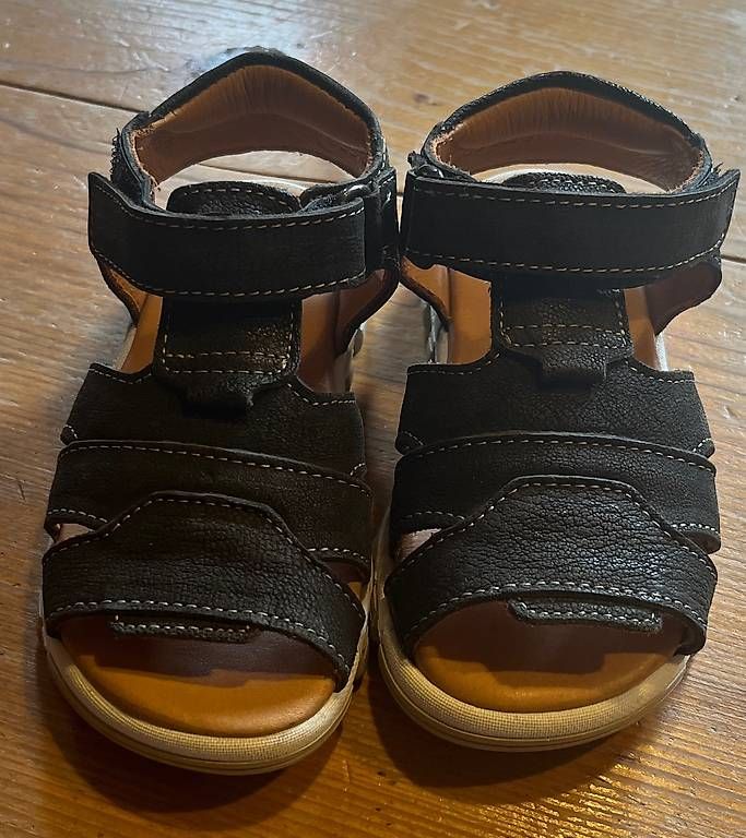 Scarpe per ragazze: Bisgaard Sandalen Gr. 27 NEU – Usato da Grund b. Gstaad venduto da Ginelii 1