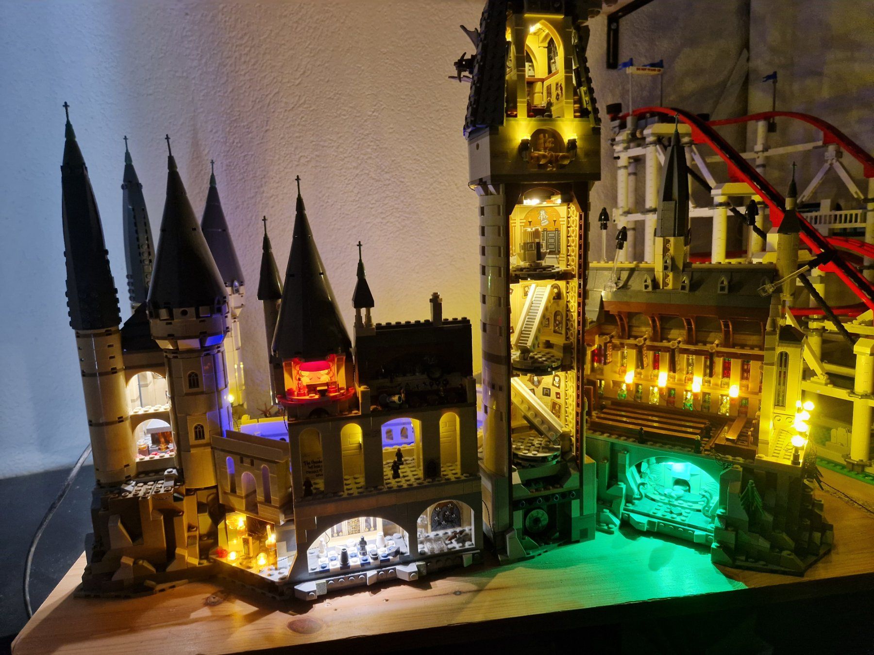 Lego Kit di costruzioni: Lego Poudlard 71043 avec lumière – Usato da Bevaix venduto da Pjacquey 3