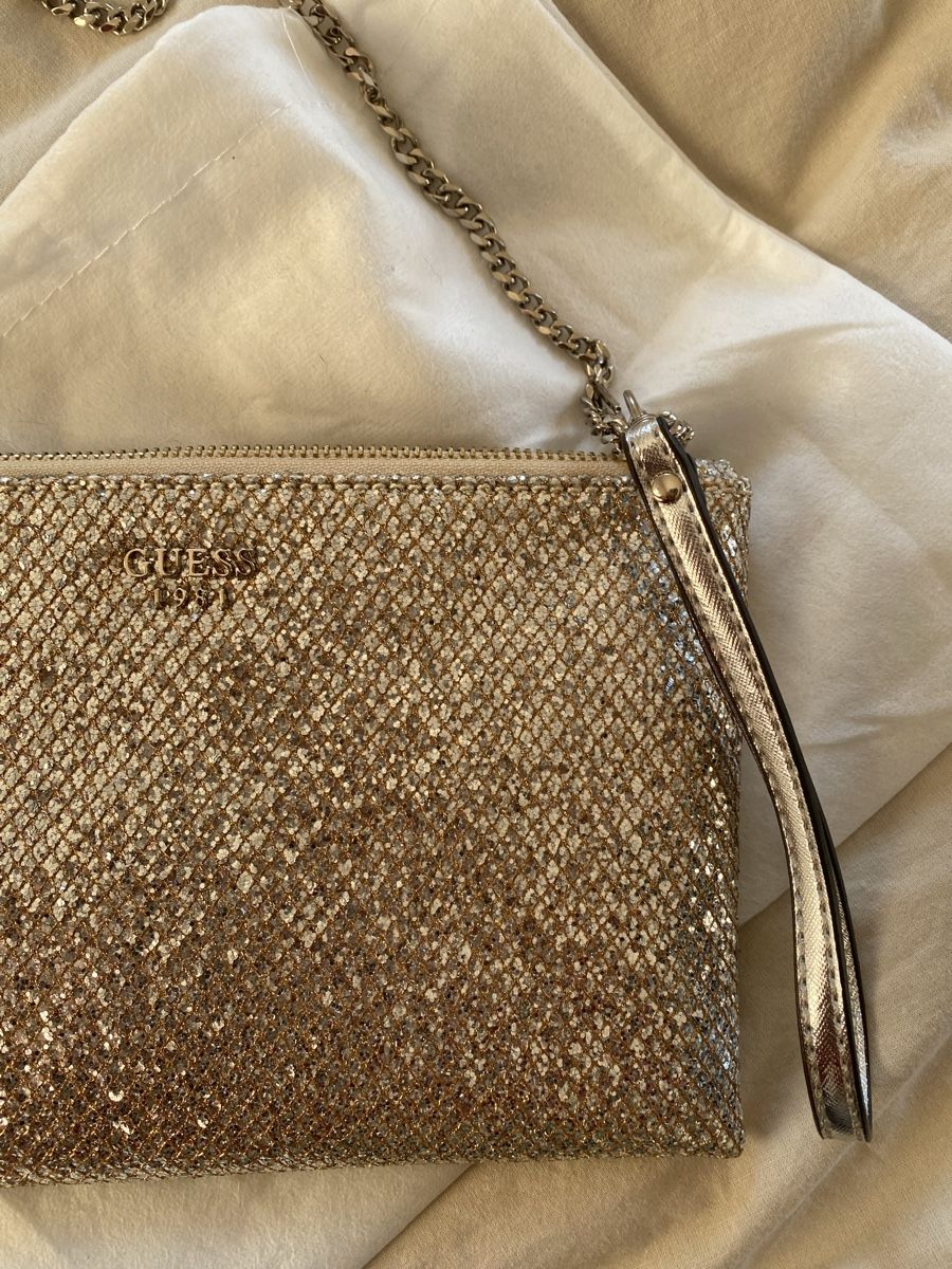 Guess Borse da donna: Borsa Guess argento e oro, ✨ Perfetta! – Nuovo (secondo la descrizione) da Balerna venduto da jes_gg6k 4