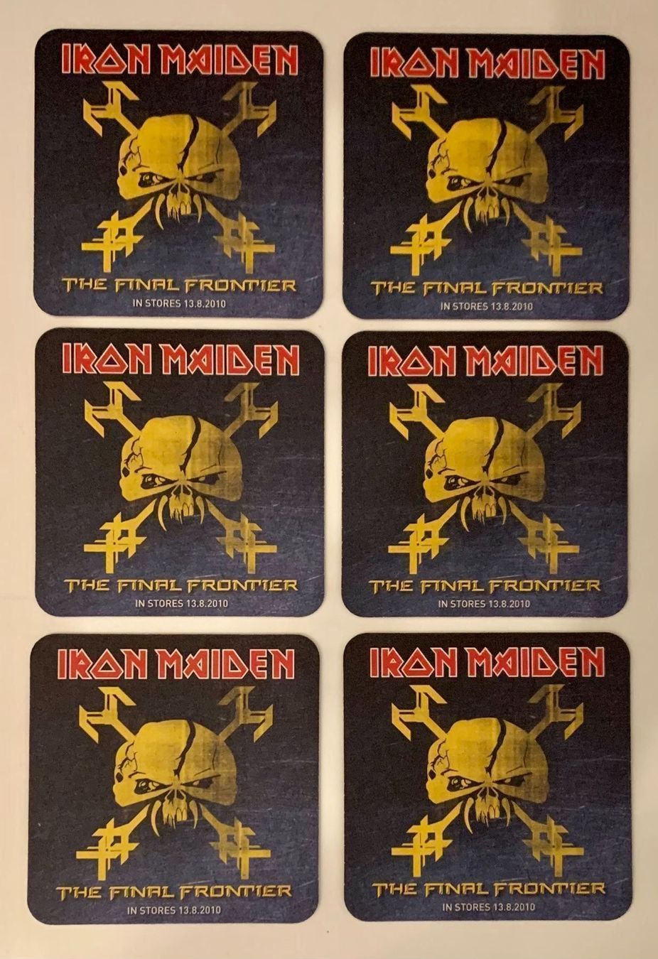 Dessous de verre: IRON MAIDEN "Final Frontier" 10 Bierdeckel PROMO Untersetzer – Neuf (Voir description) à Basel par forevermusic