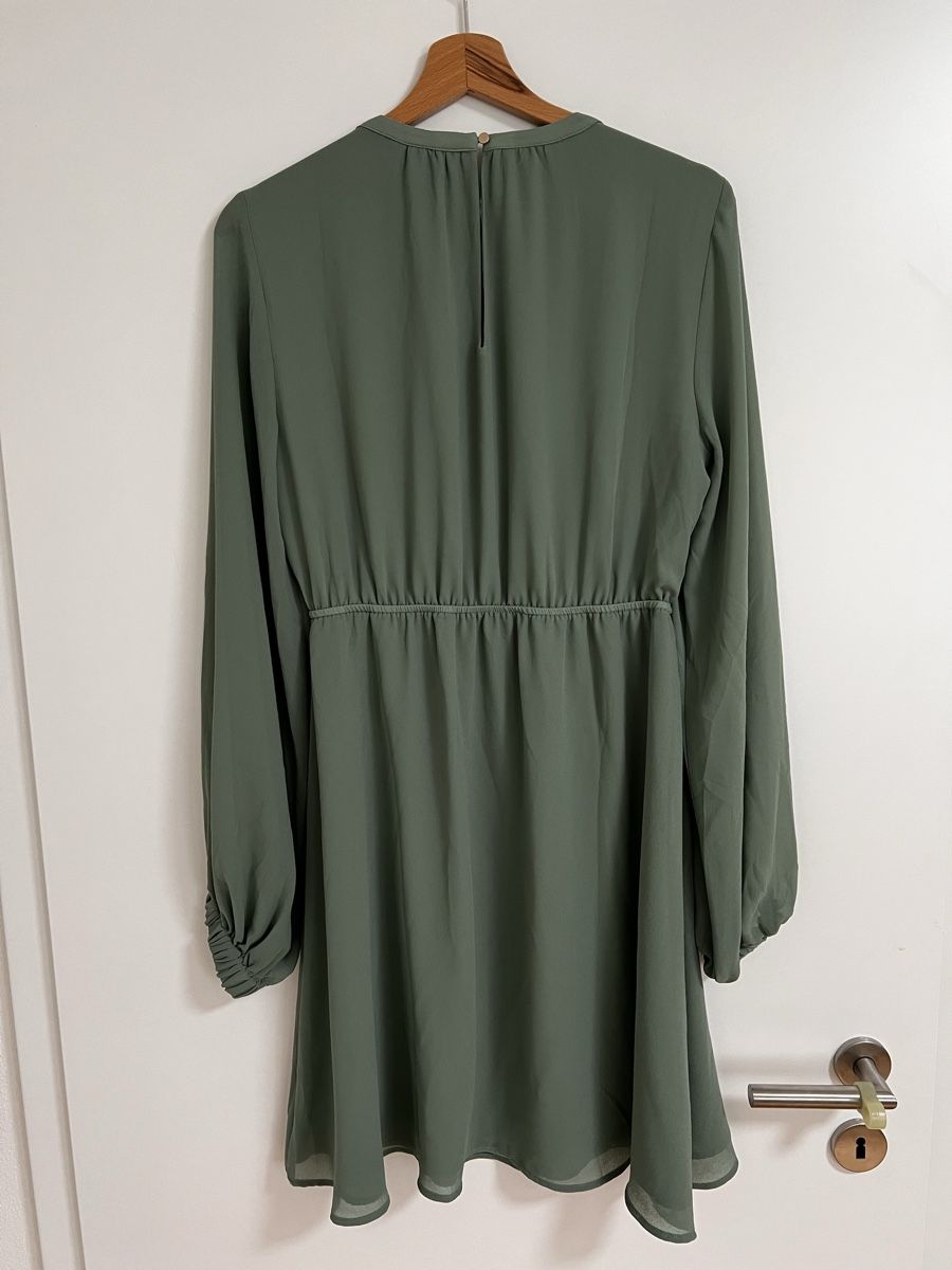 H&M Robes: Kleid H&M, Grösse 38 – D'occasion à Escholzmatt par mel_58wh 3