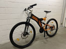 Älteres Mountainbike California MADMAX diverse Neuteile