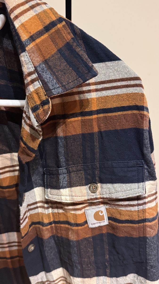 Carhartt Camicie: Carhartt shirt – Usato da Grosshöchstetten venduto da 532_9cyd 2