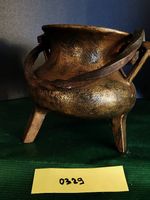 Hexenkessel - antiker Bronze- oder Kupferkessel - Dreibein