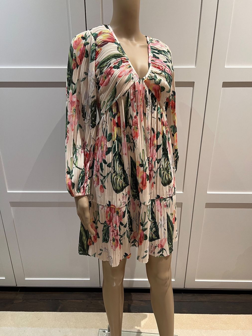 H&M Lotti di vestiti: Set 2 Kleider Neu H & M Gr S – Nuovo (secondo la descrizione) da Kilchberg ZH venduto da Lisavivienne 4